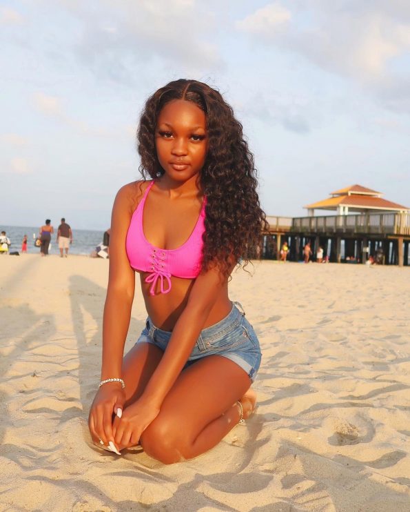 Image #37 from Daysianae Davis